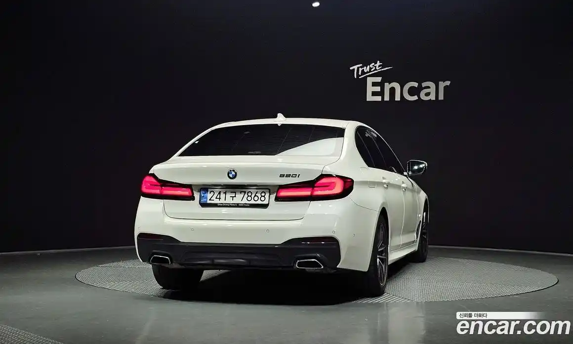 BMW 5-Series 2023 2.0 Автомат в Москве № 211447, фото 4