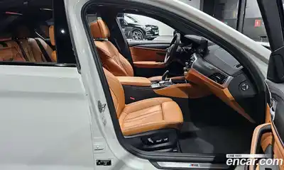 BMW 5-Series 2023 2.0 Автомат в Москве № 211447, миниатюра 10