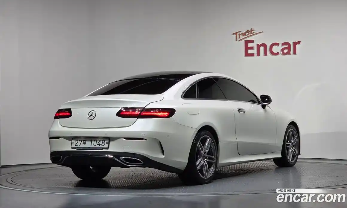 Mercedes-Benz E-Class 2019 1.9 Автомат в Москве № 212085, фото 17