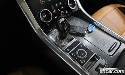 Land Rover Range-Rover Sport 2020 3.0 Автомат в Москве № 213611, миниатюра 9