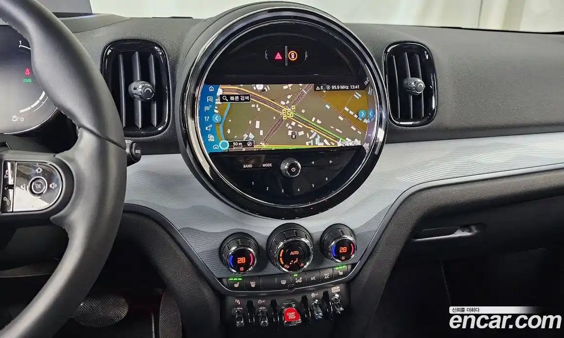 Mini Countryman 2023 2.0 Автомат в Москве № 214056, фото 13