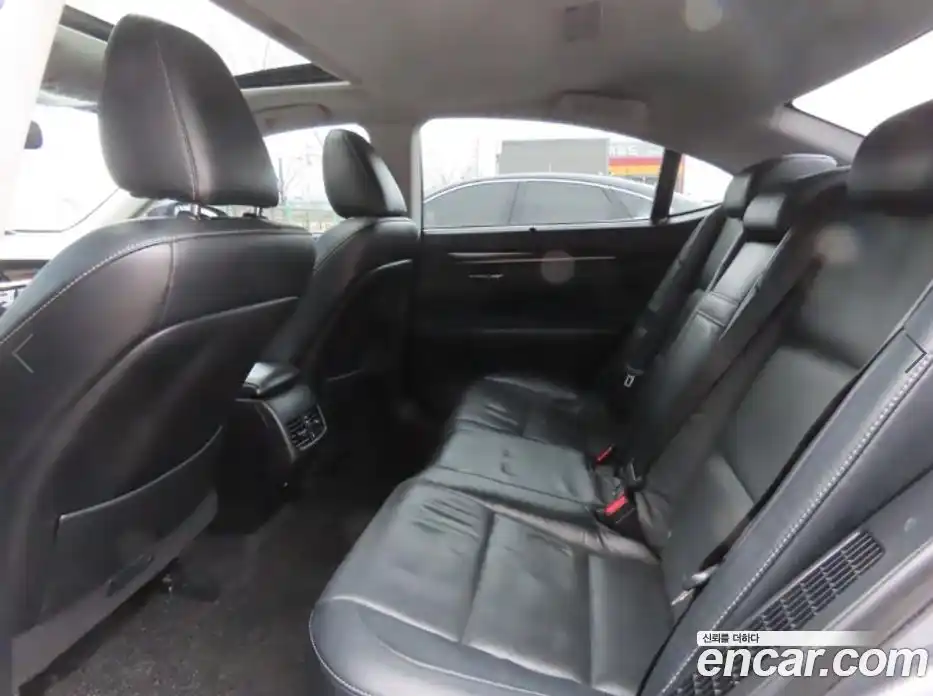 Lexus ES 2013 2.5 Автомат в Москве № 214861, фото 6