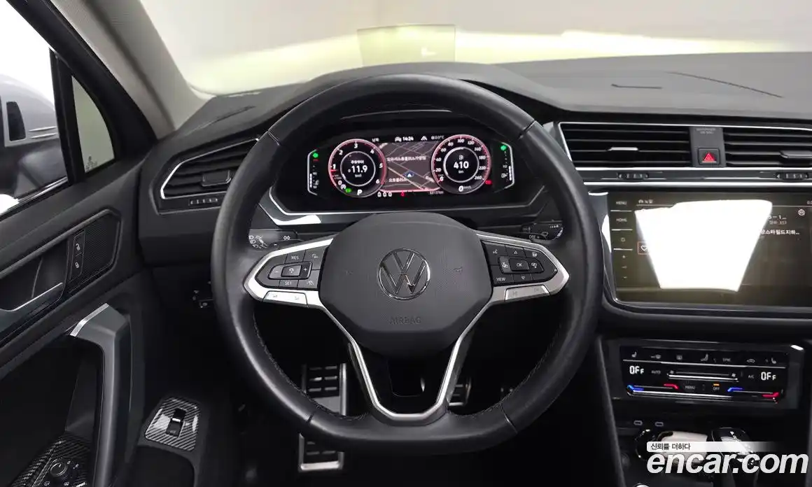 Volkswagen Tiguan 2022 2.0 Автомат в Москве № 214950, фото 14