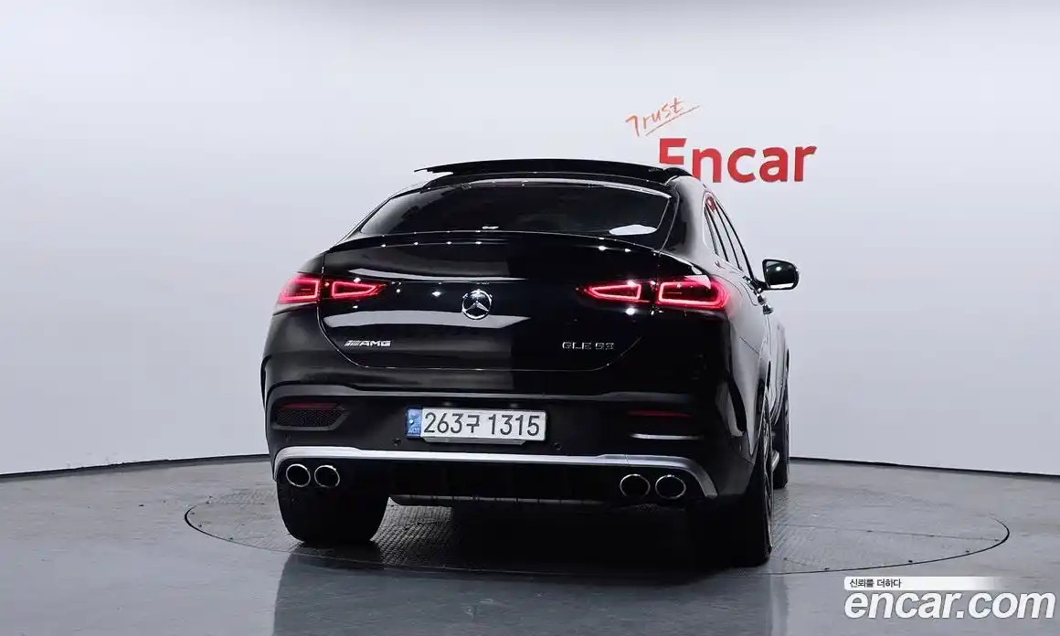 Mercedes-Benz GLE-Class 2022 3.0 Автомат в Москве № 221721, фото 2