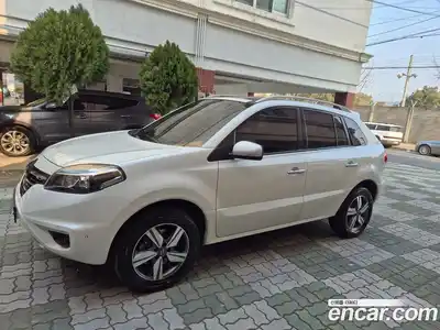 Renault QM5 2014 2.0 Автомат в Москве № 227399, миниатюра 2