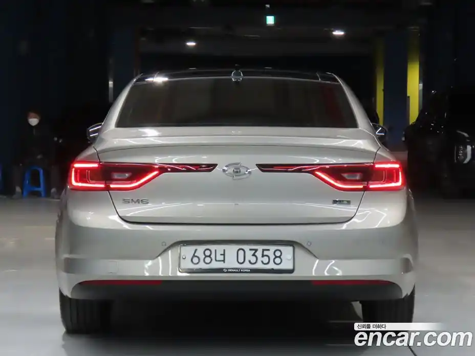 Renault SM6 2016 2.0 Автомат в Москве № 227509, фото 3