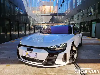 Audi RS e-tron GT, 2023