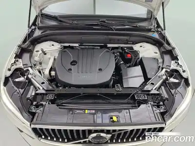 Volvo XC60 2025 2.0 Автомат в Москве № 230814, миниатюра 6