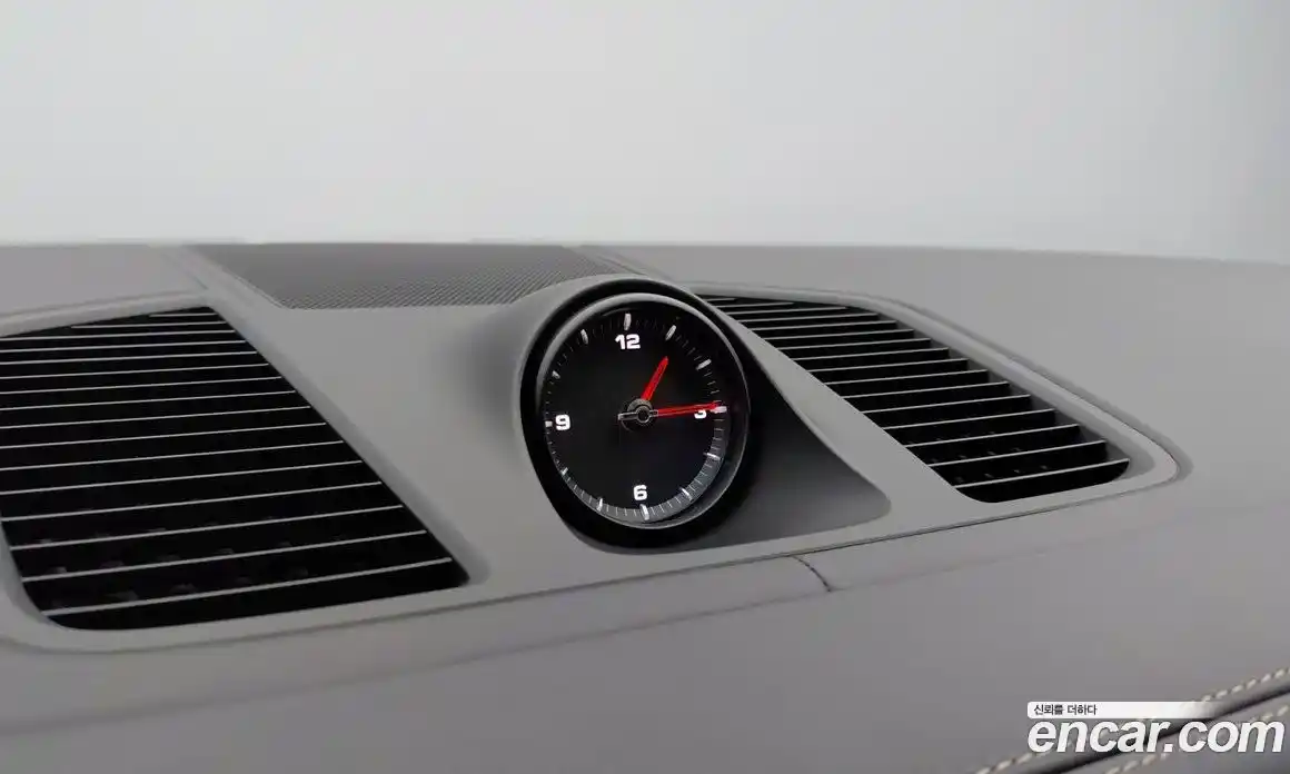 Porsche Cayenne 2023 3.0 Автомат в Москве № 231089, фото 14