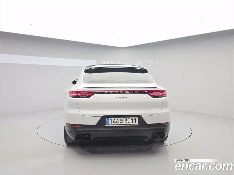 Porsche Cayenne 2023 3.0 Автомат в Москве № 231089, фото 4