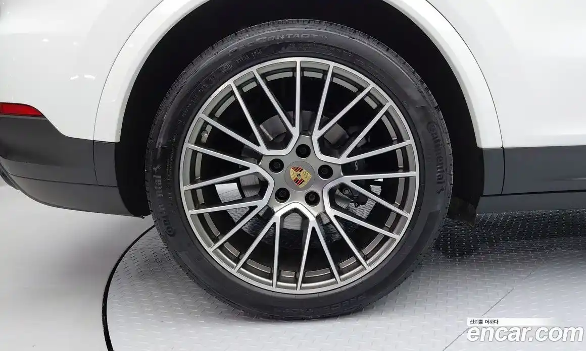 Porsche Cayenne 2023 3.0 Автомат в Москве № 231089, фото 5