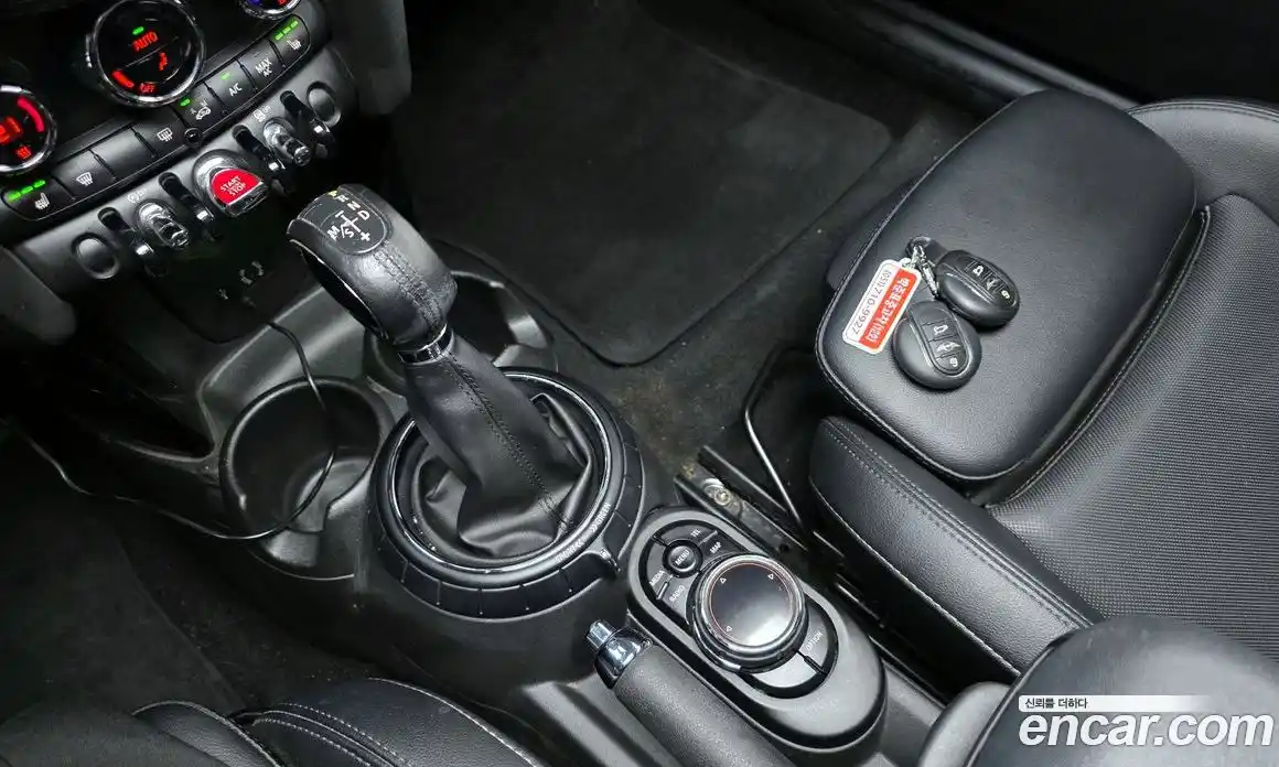 Mini Cooper 2014 1.5 Автомат в Москве № 231486, фото 2