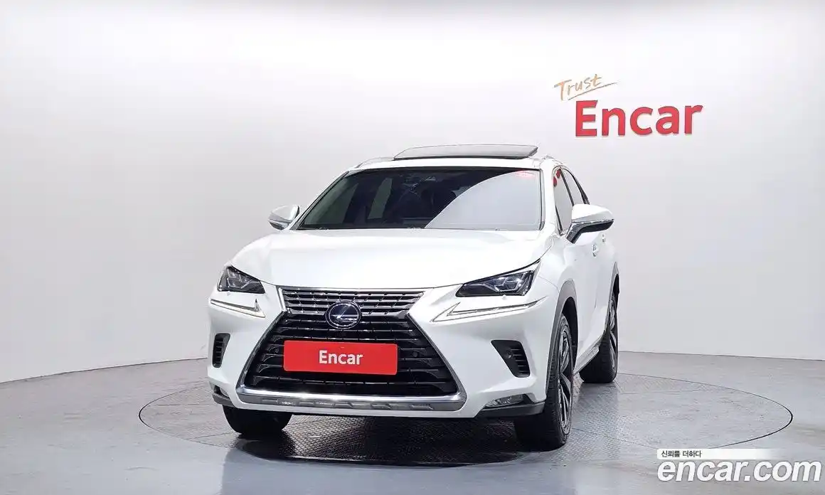 Lexus NX 2019 2.5 Автомат в Москве № 232028, фото 5