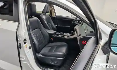 Lexus NX 2019 2.5 Автомат в Москве № 232028, миниатюра 10