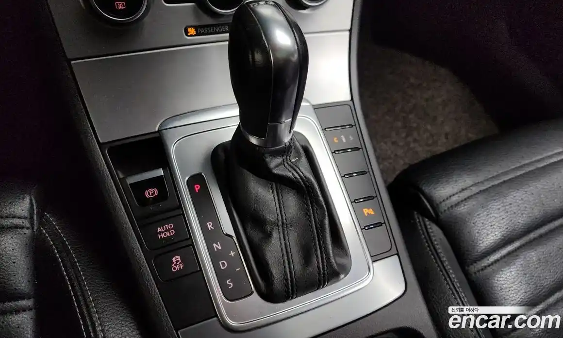 Volkswagen CC 2014 2.0 Автомат в Москве № 232118, фото 9