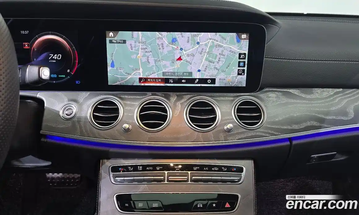 Mercedes-Benz E-Class 2023 2.0 Автомат в Москве № 239392, фото 14