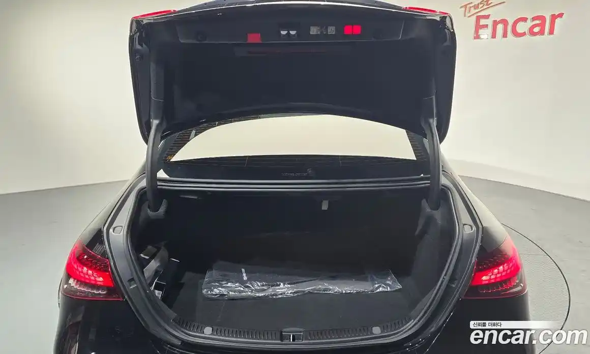 Mercedes-Benz E-Class 2023 2.0 Автомат в Москве № 239392, фото 20