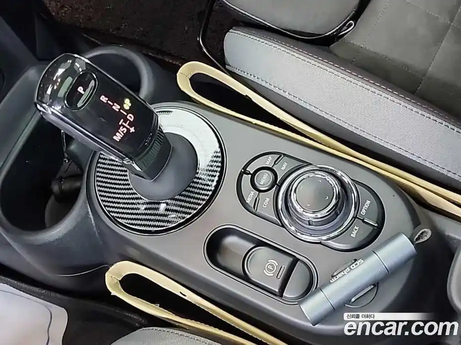 Mini Cooper 2024 2.0 Автомат в Москве № 253176, фото 8