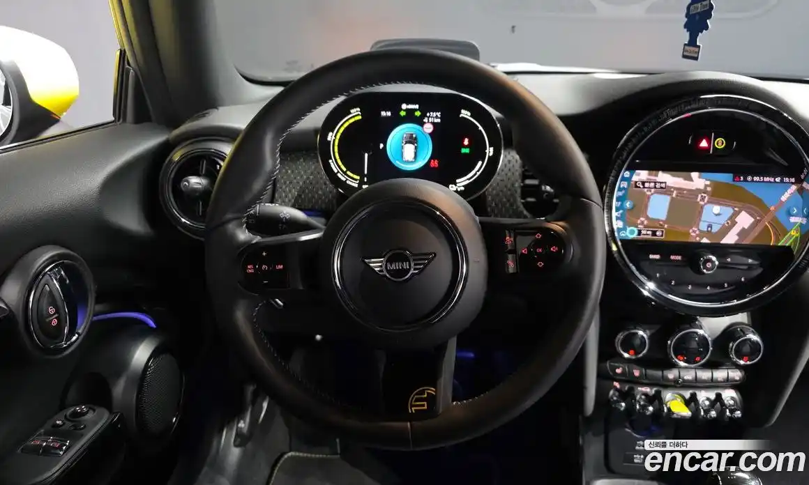 Mini Cooper 2022 Автомат в Москве № 253290, фото 12