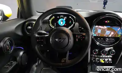 Mini Cooper 2022 Автомат в Москве № 253290, миниатюра 12