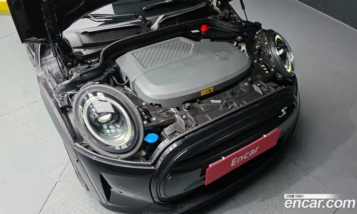 Mini Cooper 2022 Автомат в Москве № 253290, фото 20