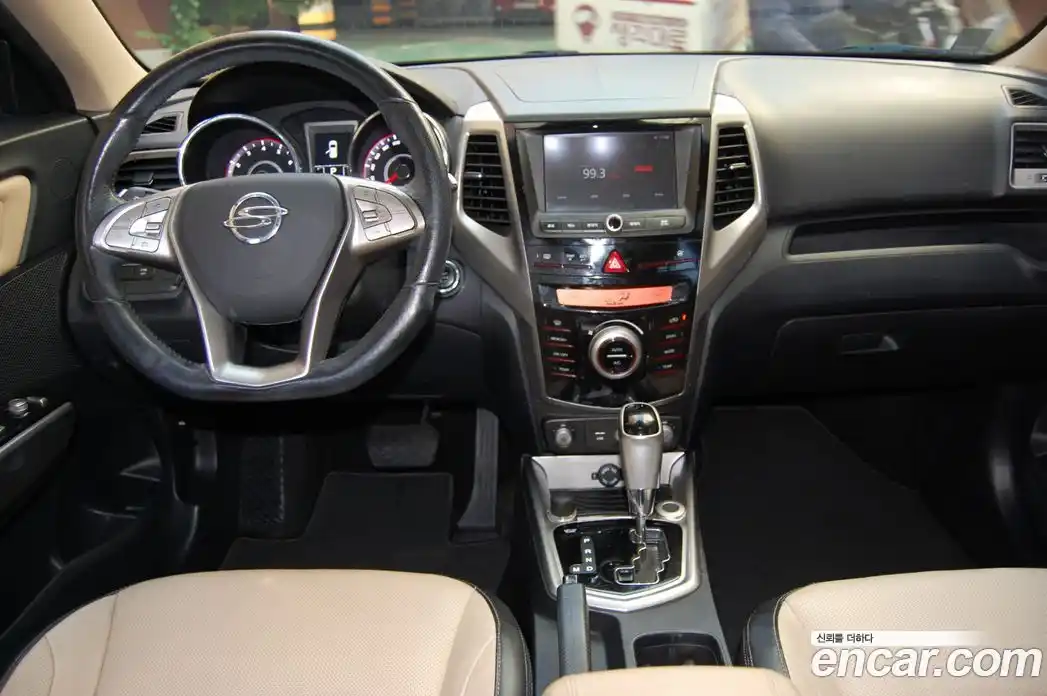 SsangYong TIBOLI 2015 1.6 Автомат в Москве № 25671, фото 7