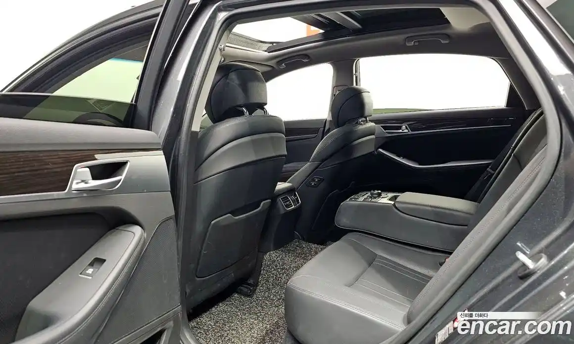 Genesis G80 2018 3.3 Автомат в Москве № 25712, фото 19