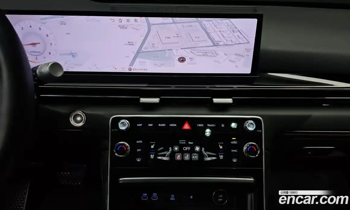 Genesis GV80 2024 2.5 Автомат в Москве № 258725, фото 1