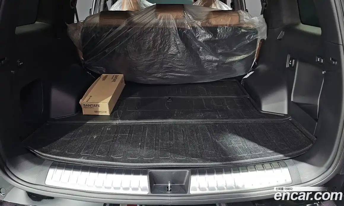 Hyundai Santa Fe 2025 1.6 Автомат в Москве № 274018, фото 17