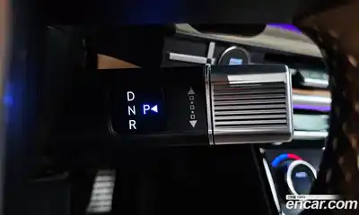 Hyundai Santa Fe 2025 1.6 Автомат в Москве № 274018, миниатюра 8