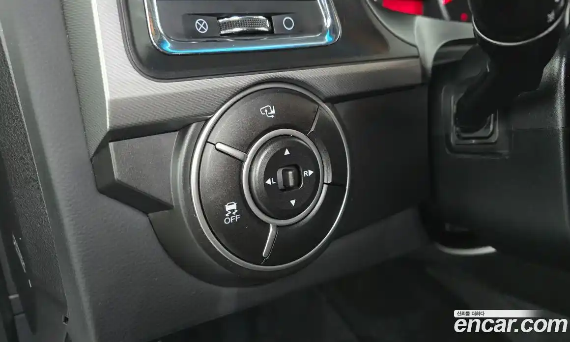 SsangYong Korando 2018 2.2 Автомат в Москве № 27885, фото 17