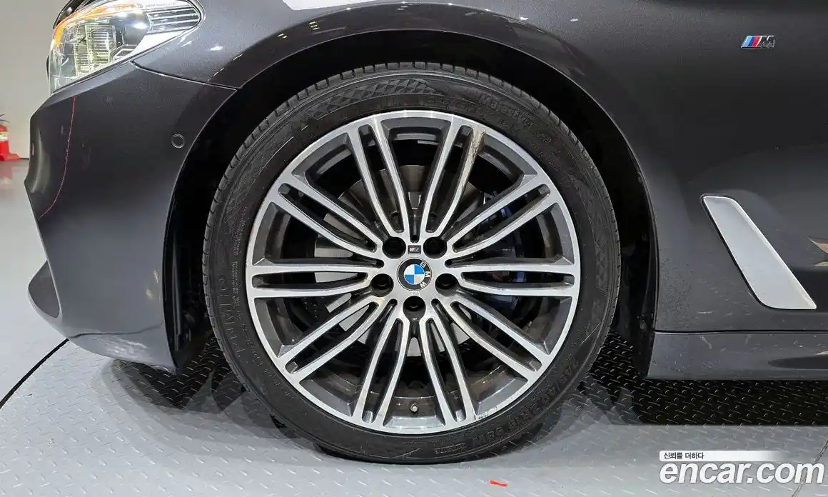 BMW 5-Series 2019 2.0 Автомат в Москве № 283333, фото 4