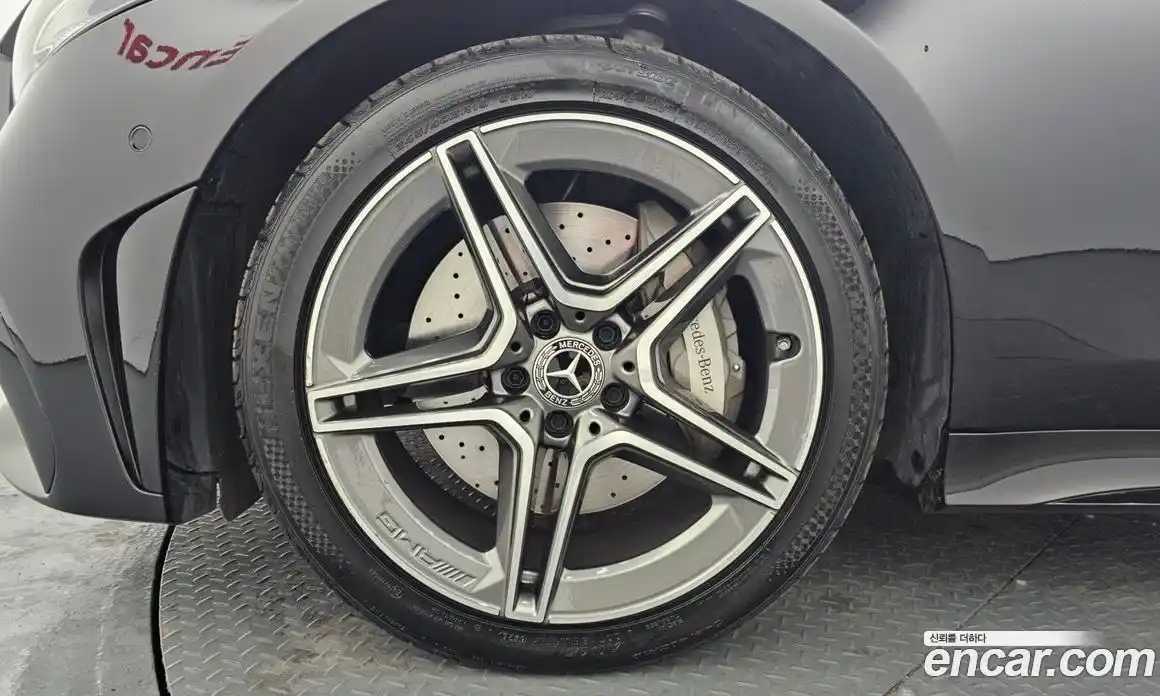 Mercedes-Benz CLS-Class 2023 2.0 Автомат в Москве № 307656, фото 19