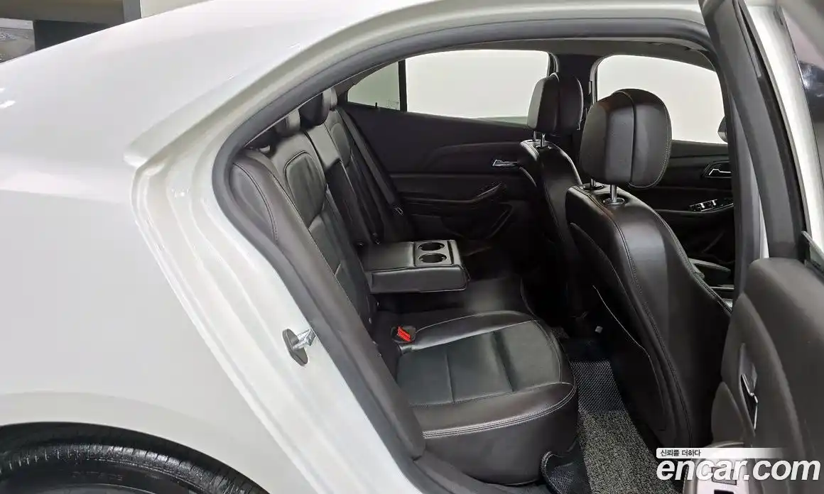 Chevrolet Malibu 2015 2.0 Автомат в Москве № 315058, фото 12