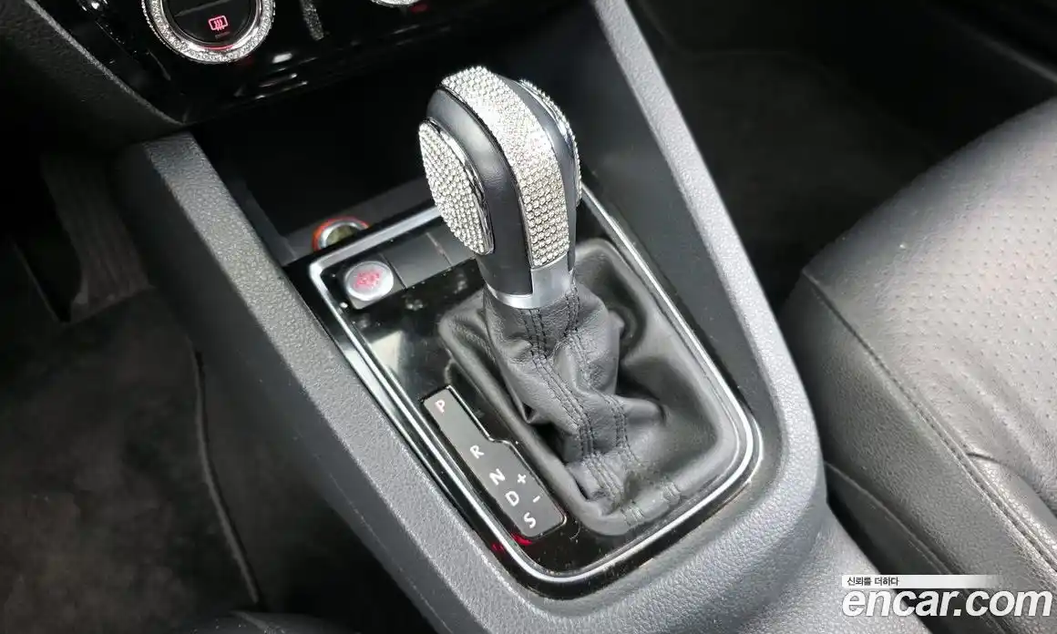 Volkswagen Jetta 2015 2.0 Автомат в Москве № 358903, фото 9