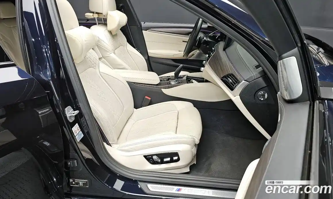 BMW 5-Series 2021 4.4 Автомат в Москве № 363872, фото 11