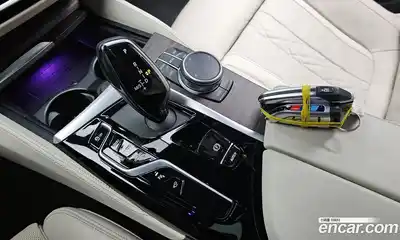 BMW 5-Series 2021 4.4 Автомат в Москве № 363872, миниатюра 9