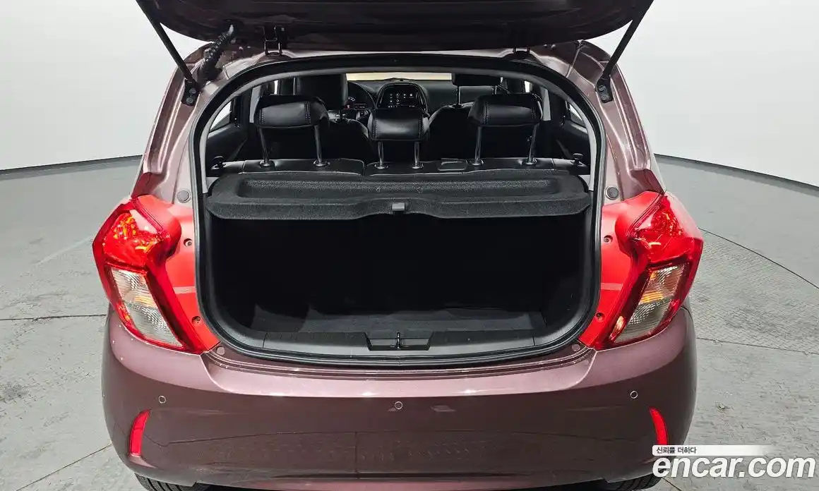 Chevrolet Spark 2019 1.0 Автомат в Москве № 37137, фото 12