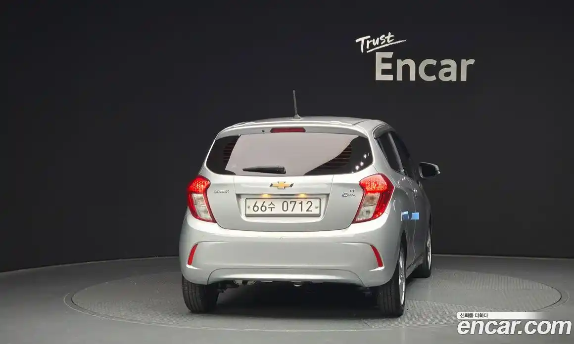 Chevrolet Spark 2016 1.0 Автомат в Москве № 37868, фото 18