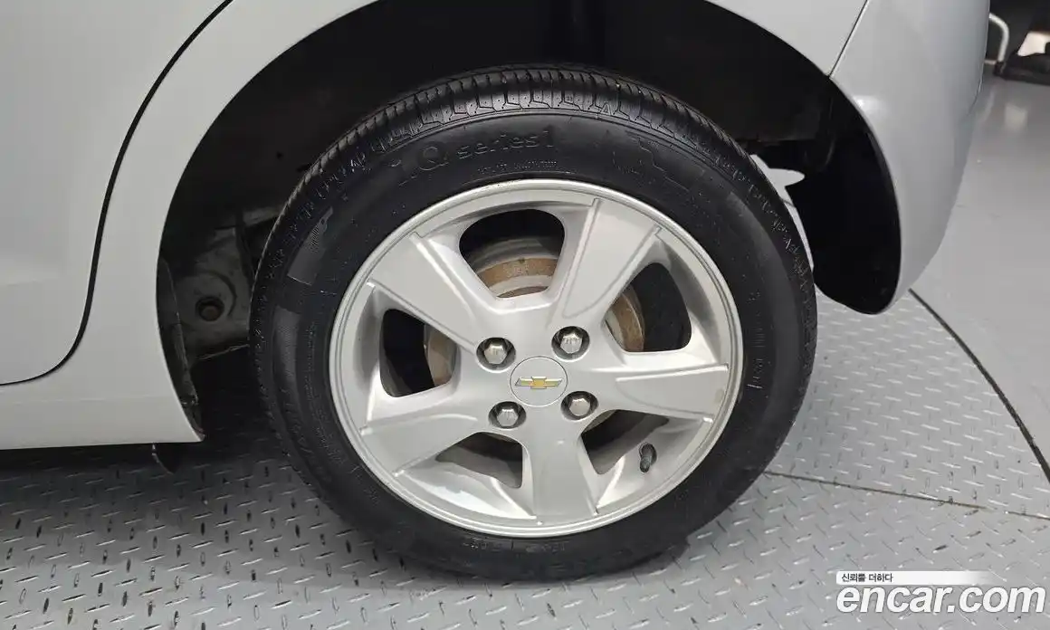 Chevrolet Spark 2016 1.0 Автомат в Москве № 37868, фото 3