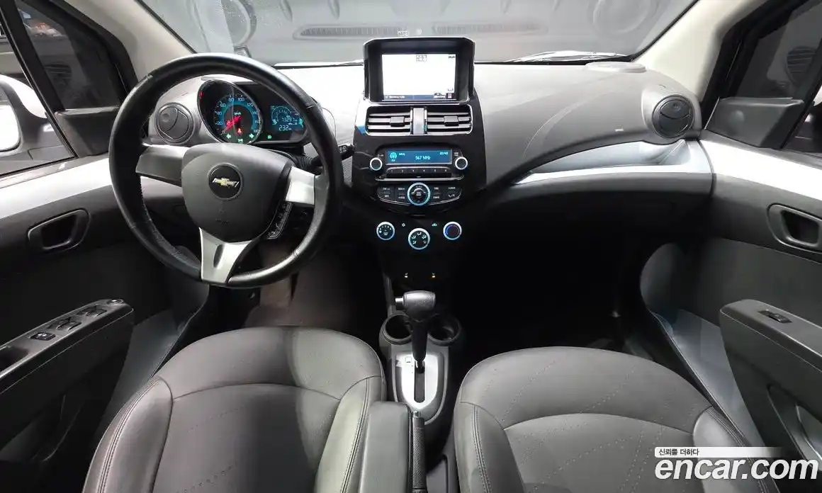 Chevrolet Spark 2014 1.0 Автомат в Москве № 37994, фото 12