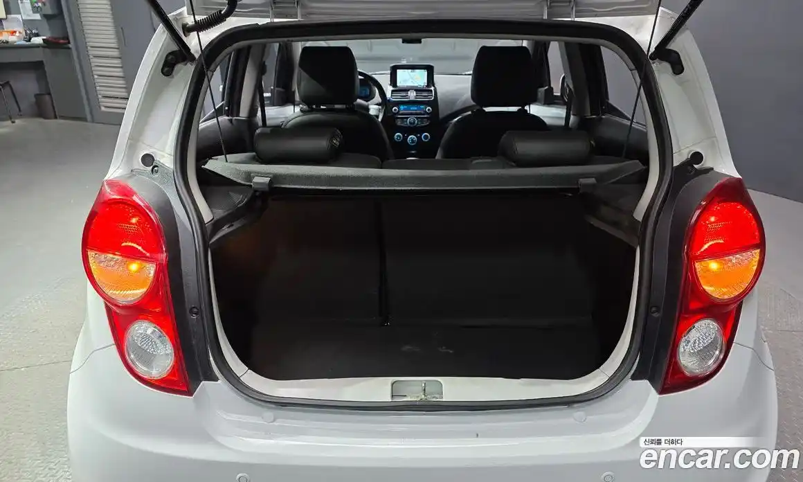 Chevrolet Spark 2014 1.0 Автомат в Москве № 37994, фото 3