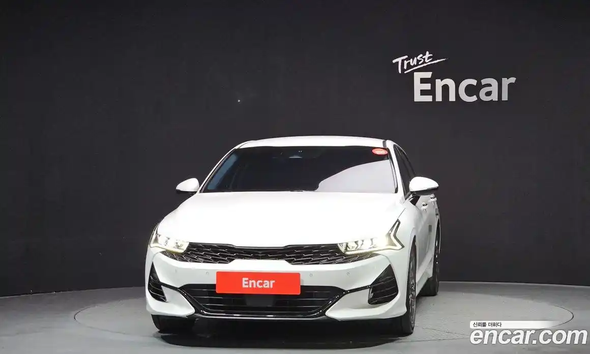 Kia K5 2023 2.0 Автомат в Москве № 385292, фото 3