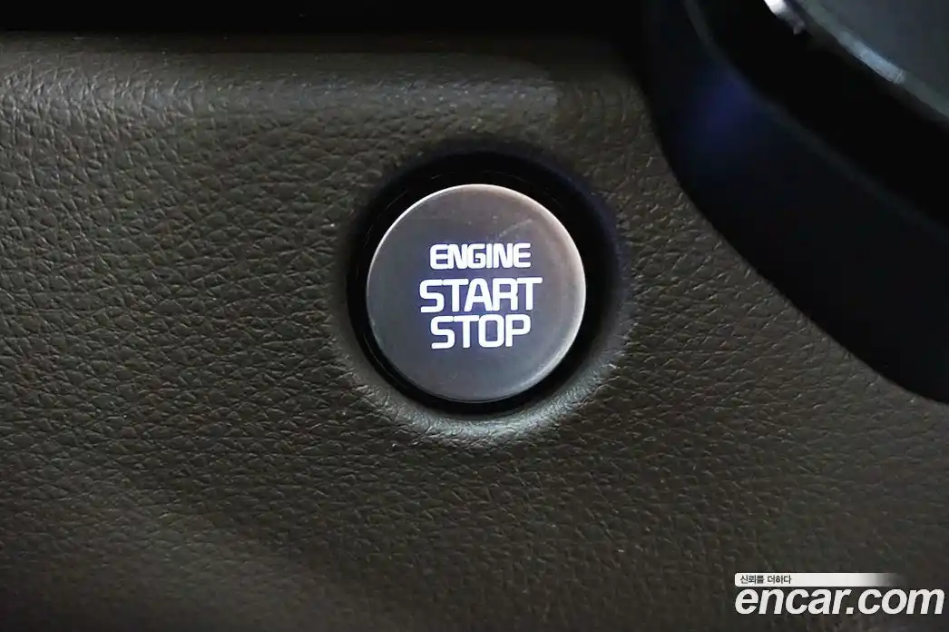 Kia Canival 2024 2.2 Автомат в Москве № 385496, фото 14