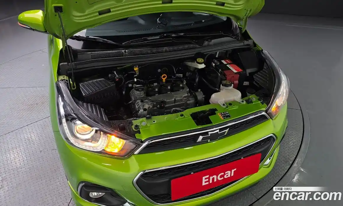 Chevrolet Spark 2016 1.0 Механическая в Москве № 38986, фото 2