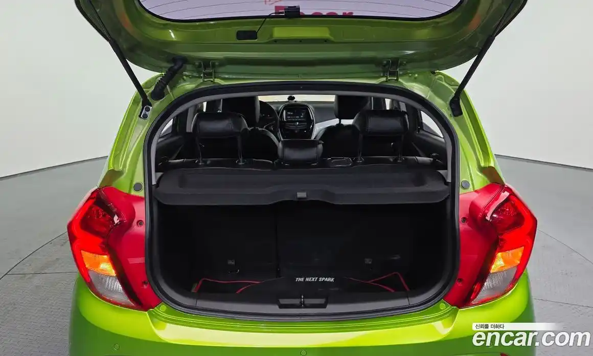 Chevrolet Spark 2016 1.0 Механическая в Москве № 38986, фото 6