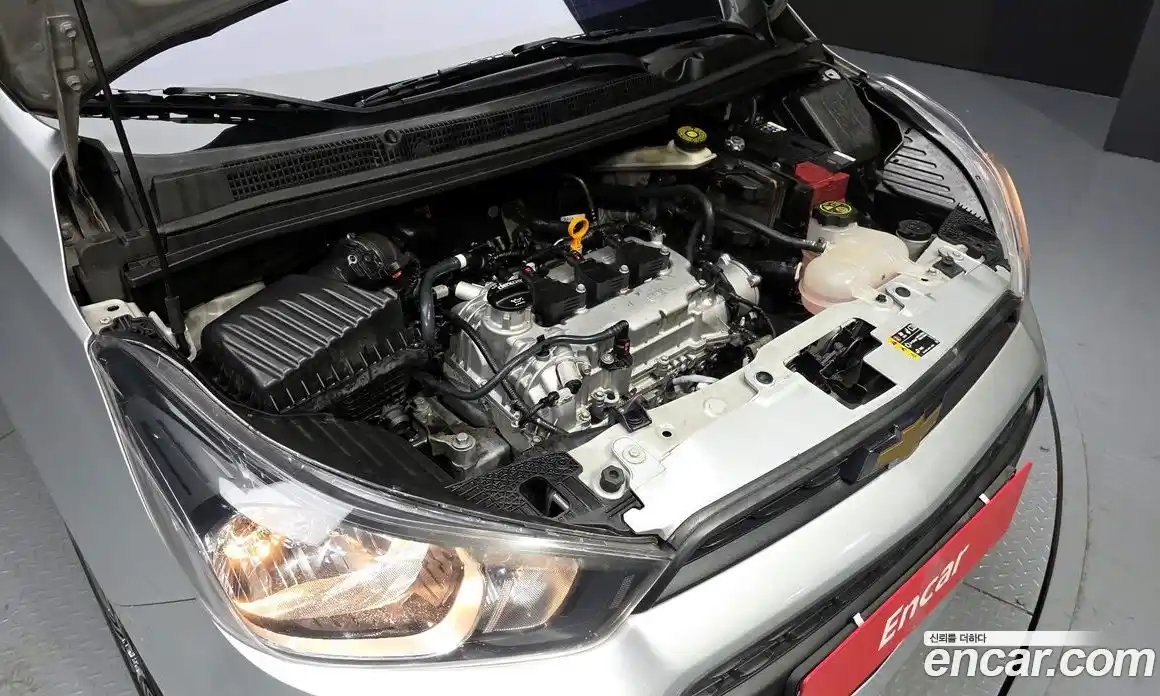 Chevrolet Spark 2016 1.0 Автомат в Москве № 396150, фото 6