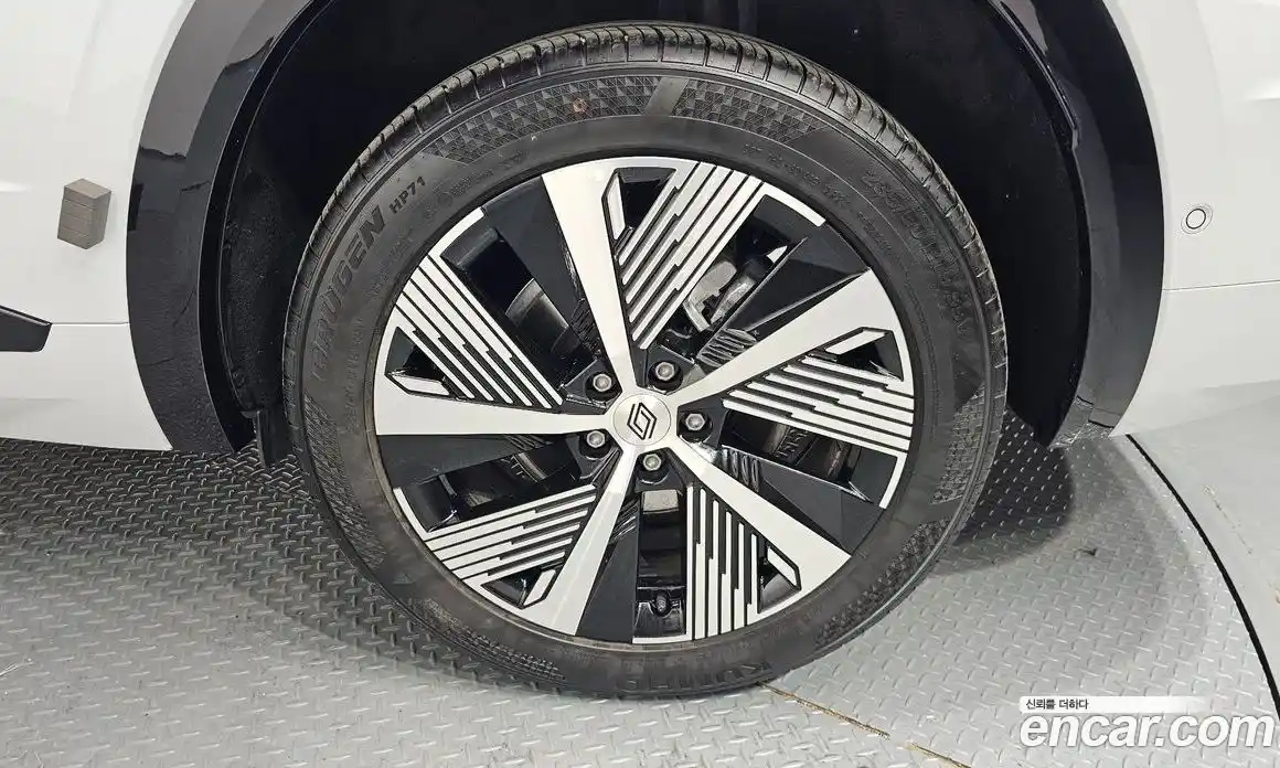 Renault Grand Koleos 2025 1.5 Автомат в Москве № 397716, фото 5