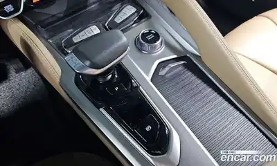 Renault Grand Koleos 2025 1.5 Автомат в Москве № 397716, миниатюра 9