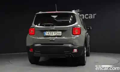 Jeep Renegade 2021 2.4 Автомат в Москве № 401737, миниатюра 4
